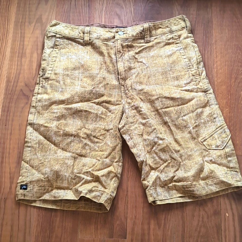 Like New - Rusty shorts - L